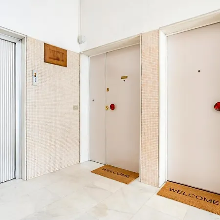 Vomero Deluxe Apartament *