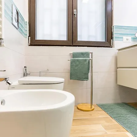 Vomero Deluxe Apartament *